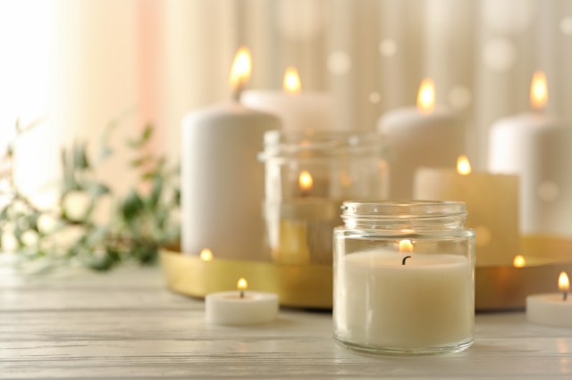 How to Customize and Personalize Your Homemade Candle Creations