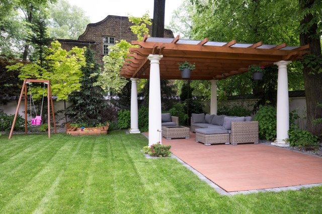 Top Considerations for Choosing the Perfect Garden Furniture